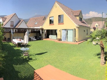 Casa en venta en Oportunidad // Gran Terreno (177970), Lo Barnechea - 5 dormitorios, 4 baños