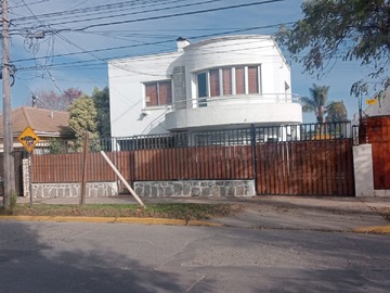 Casa en arriendo mensual en Progreso, Villa Alemana - 5 dormitorios, 3 baños