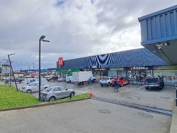 Local Comercial en arriendo mensual en Locales en Strip Center consolidado (8061), Puerto Montt