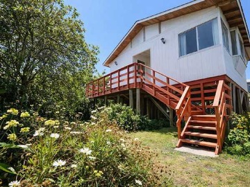Casa en venta en Venta de Casa – Laguna de Zapallar (123063), Zapallar - 2 dormitorios, 2 baños