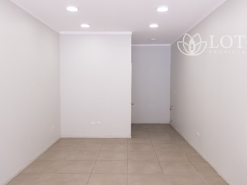 Local Comercial en arriendo mensual en 14 Norte & 4 Oriente, Viña del Mar - 1 dormitorio, 1 baño