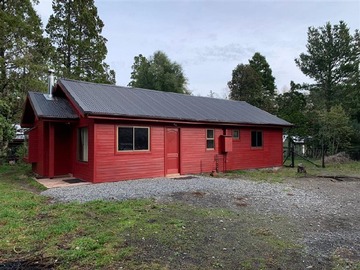 Casa en venta en los pichichis, Pucón - 3 dormitorios, 2 baños
