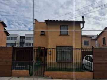 Casa en venta en Amplia Casa en Venta (171037), La Serena - 3 dormitorios, 2 baños