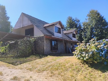 Casa en venta en Villarrica, Villarrica - 4 dormitorios, 2 baños