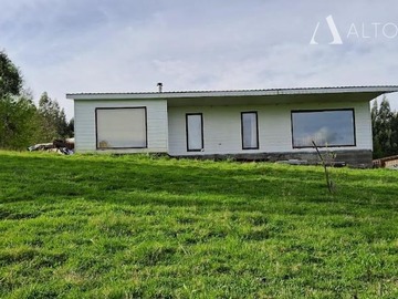 Casa en venta en Huichahue, Padre Las Casas - 3 dormitorios, 2 baños