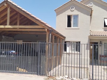 Casa en arriendo mensual en -, Lampa - 4 dormitorios, 3 baños