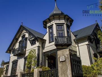 Oficina en arriendo mensual en Casa Patrimonial, a pasos del centro, Puerto Varas - 2 baños