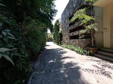 Casa en venta en Los sauzales / los alazanes, Lo Barnechea - 6 dormitorios, 7 baños