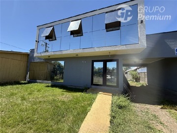 Oficina en venta en Sector centro pitrufquen, Pitrufquén - 8 dormitorios, 2 baños