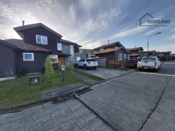 Casa en venta en Los Arrayanes, Puerto Varas - 5 dormitorios, 4 baños