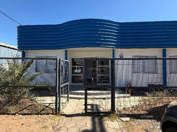Terreno Industrial en arriendo mensual en Arriendo oficina + galpón, barrio industrial (177645), Coquimbo - 3 baños