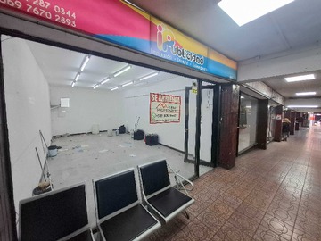 Local Comercial en arriendo mensual en San Diego - Local Comercial Caracol Franklin (174891), Santiago - 1 baño
