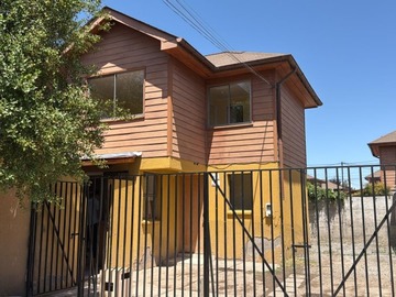 Casa en venta en Avenida bernardo ohiggins, Buin - 3 dormitorios, 2 baños