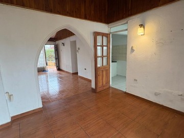 Casa en venta en 25 de octubre, Cerrillos - 4 dormitorios, 3 baños