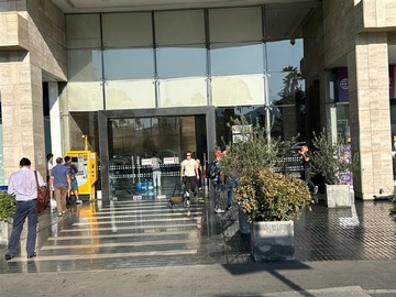 Oficina en venta en Avenida La Dehesa con Comandante Malbec, Lo Barnechea - 4 dormitorios, 2 baños