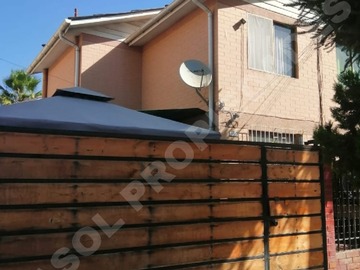 Casa en venta en Propiedad a la Venta en Pasaje Demetrio Bravo Comuna Lampa. - 3 dormitorios, 1 baño
