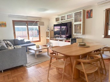 Casa en venta en Cercano a gerónimo de alderete con pdte. Riesco, Las Condes - 4 dormitorios, 3 baños
