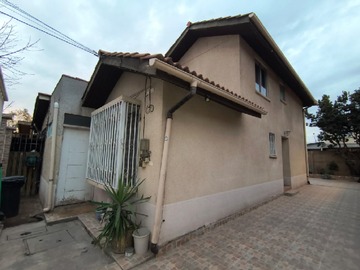 Casa en venta en Te ayudamos con el crédito hipotecario, Quilicura - 4 dormitorios, 3 baños