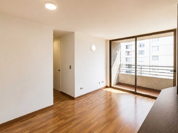 Departamento en venta en Venta con bono pie metro (64041), Independencia - 3 dormitorios, 1 baño