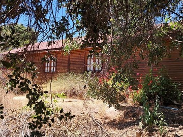 Parcela en venta en Parque cantillans de aculeo, Paine - 4 dormitorios, 2 baños