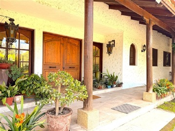 Parcela en venta en Hermosa casa de 4 habitaciones, 5 baños, parcela 5.000mt2, Talagante - 4 dormitorios