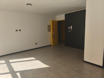 Oficina en arriendo mensual en Arriendo Oficinas - 1 baño