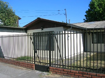 Casa en arriendo mensual en Arriendo Casa en Villa Palermo - Chillan - 3 dormitorios, 1 baño