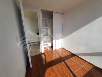 Departamento en venta en Comodo departamento 2hab-1baño-bodega (82631), Santiago - 2 dormitorios, 1 baño