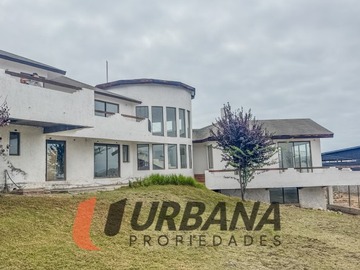 Casa en venta en Exclusiva casa con vista panorámica a la herradura, Coquimbo - 5 dormitorios, 4 baños