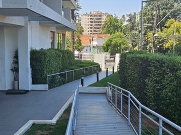 Departamento en venta en Avenida Ossa con Emilia Téllez, Ñuñoa - 2 dormitorios, 2 baños