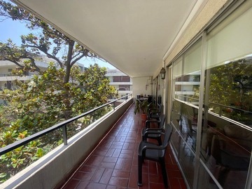 Departamento en venta en Cólon con A. Vespucio, Las Condes - 3 dormitorios, 2 baños