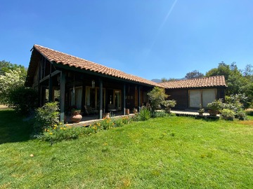 Terreno en venta en Acceso directo a la laguna (168783), Paine - 3 dormitorios, 3 baños