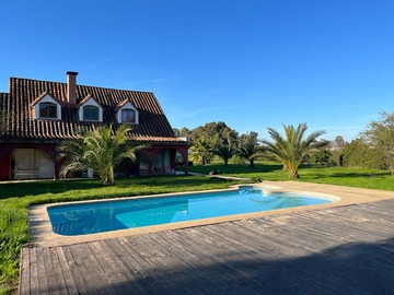 Casa en venta en G795+c32, Maule - 5 dormitorios, 3 baños