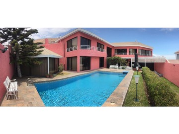 Casa en venta en Travesía del Mirador, Antofagasta - 5 dormitorios, 4 baños