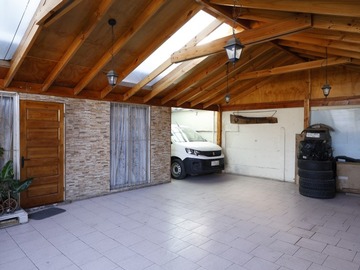 Casa en venta en Alejandro guzman/ gran avenida josé miguel carrera., El Bosque - 5 dormitorios, 2 baños