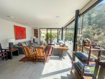 Casa en venta en El arrayán, Lo Barnechea - 5 dormitorios, 5 baños