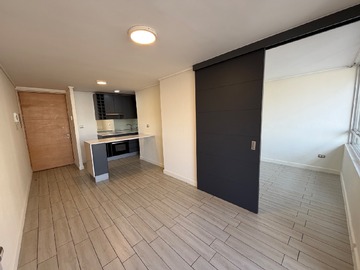Departamento en arriendo mensual en Avenida Brasil 601, Santiago, Santiago Metropolitan Region 8320000, Chile, Santiago - 1 dormitorio, 1 baño