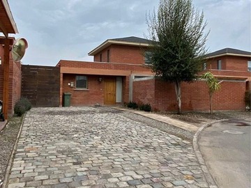 Casa en venta en Jorge Valdés Pérez 3139, Buin - 3 dormitorios, 3 baños