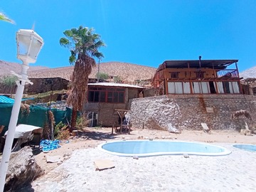 Casa en venta en pisco elqui, Paihuano - 6 dormitorios, 3 baños