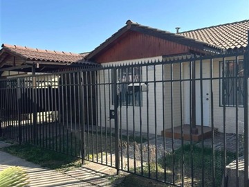 Casa en venta en Av. Mexico, Puente Alto - 3 dormitorios, 2 baños