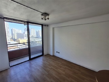 Departamento en venta en Gral. Mackenna / Teatinos, Santiago - 2 dormitorios, 1 baño