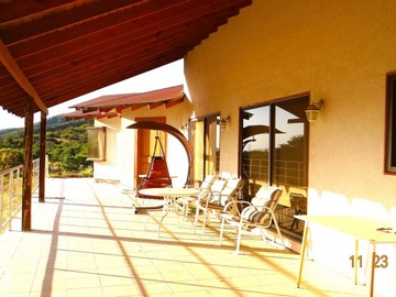 Casa en venta en Altos de olmue, Olmué - 4 dormitorios, 3 baños