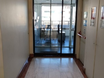Oficina en arriendo mensual en Kennedy lateral, Vitacura - 3 dormitorios, 2 baños