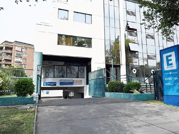 Oficina en arriendo mensual en Manquehue/Kennedy, Vitacura - 1 dormitorio, 1 baño