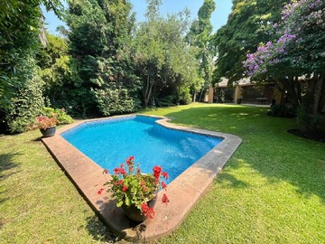 Casa en venta en Casa 6d 6b jardín piscina av dehesa/el rodeo! (136507), Lo Barnechea - 6 dormitorios, 6 baños