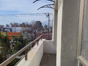 Arriendo Mensual / Estacionamiento / Independencia