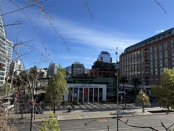 Departamento en venta en San Crescente/Napoleon, Las Condes - 3 dormitorios, 2 baños