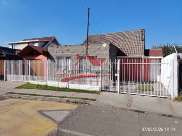 Casa en venta en Hermosa Casa de Dos Pisos, 3 Dormitorios, 2 Baños, Quilicura. - 3 dormitorios, 2 baños
