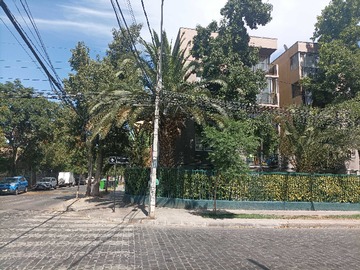 Departamento en venta en Primer Piso. Patio. Bio Bio. Metro Franklin (171690), Santiago - 3 dormitorios, 2 baños