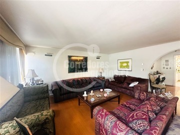 Departamento en venta en Vitacura / Nueva Costanera, Vitacura - 4 dormitorios, 3 baños